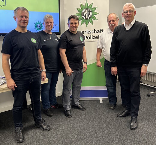 v.l. Stephan Vogt, Manuela Filkorn, Tobias Fingerle, Uli Decker, Hans-Georg Gloiber | © © GdP-BW 2025 - alle Rechte vorbehalten