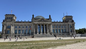 © 2025 / Frauengruppe I. Rilling