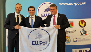 © EU.POL