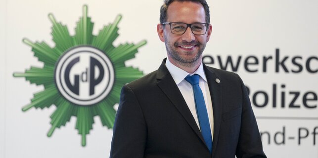 © Stefan F. Sämmer; 